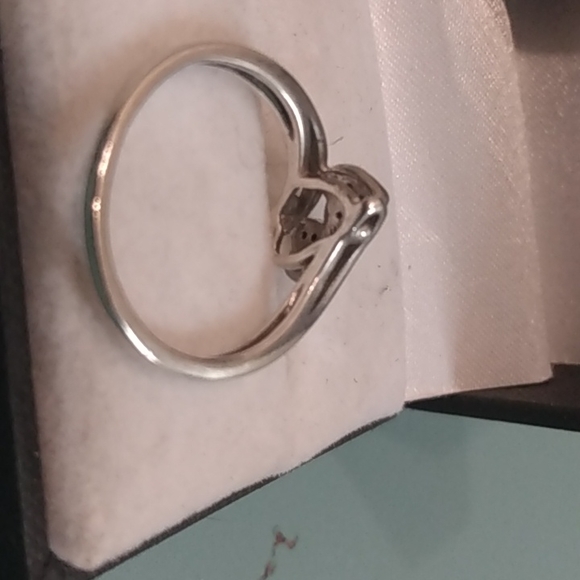 925 Sterling silver heart diamond chip ring - Picture 5 of 6